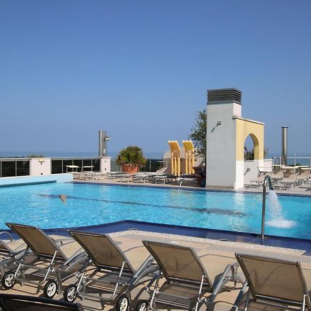 Eraclea Palace Hotel 4 Stelle S 에라클레아 마레 외부 사진