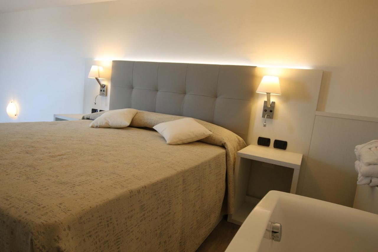 Eraclea Palace Hotel 4 Stelle S 에라클레아 마레 외부 사진
