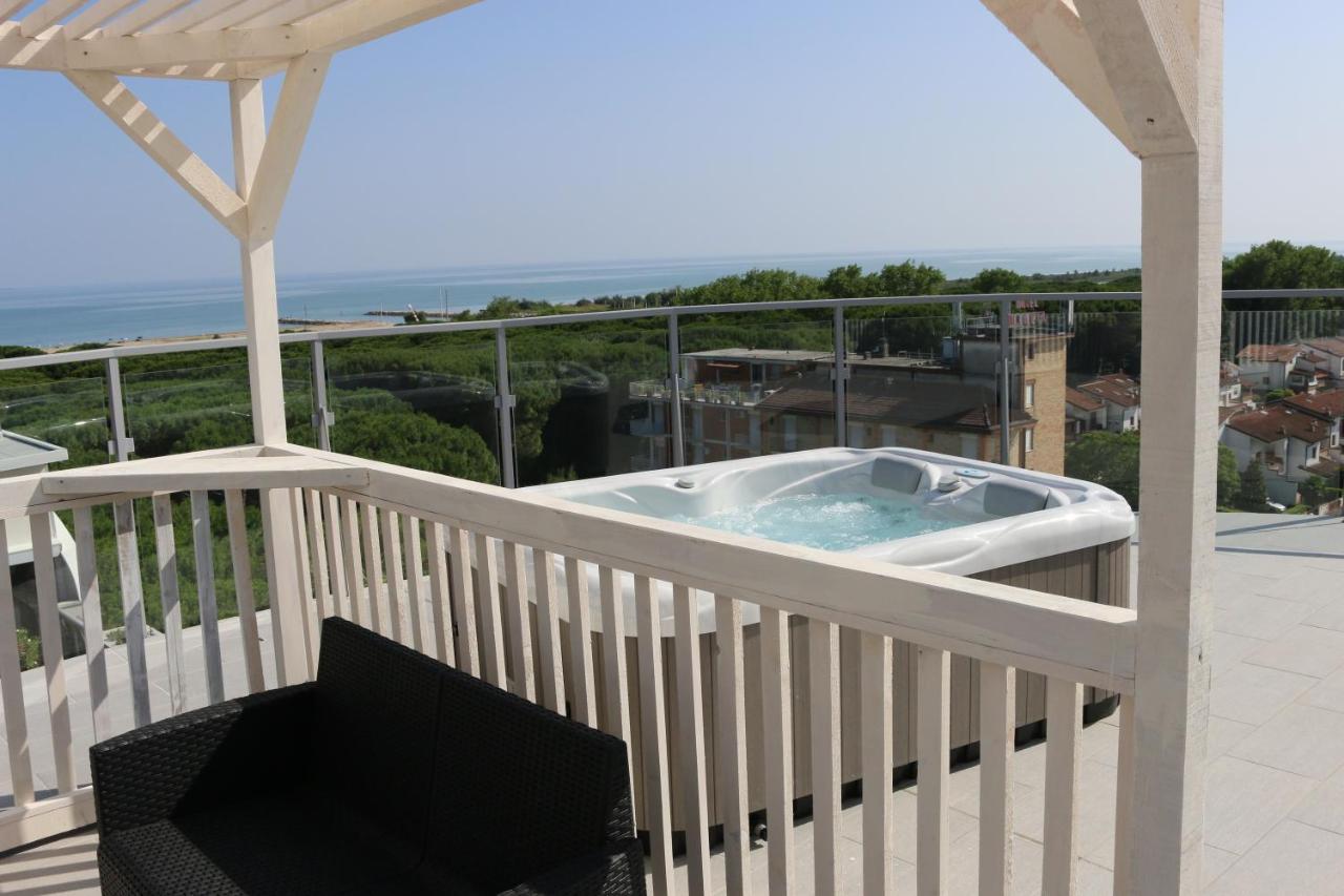 Eraclea Palace Hotel 4 Stelle S 에라클레아 마레 외부 사진