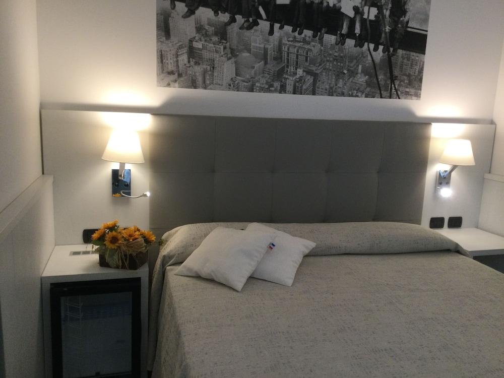 Eraclea Palace Hotel 4 Stelle S 에라클레아 마레 외부 사진