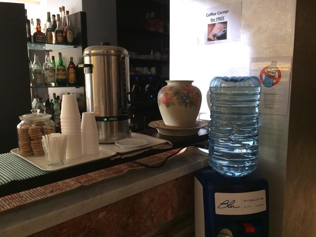 Eraclea Palace Hotel 4 Stelle S 에라클레아 마레 외부 사진